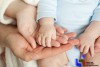 Chấm dứt nuôi con nuôi: Con có đương nhiên về với cha mẹ ruột không?